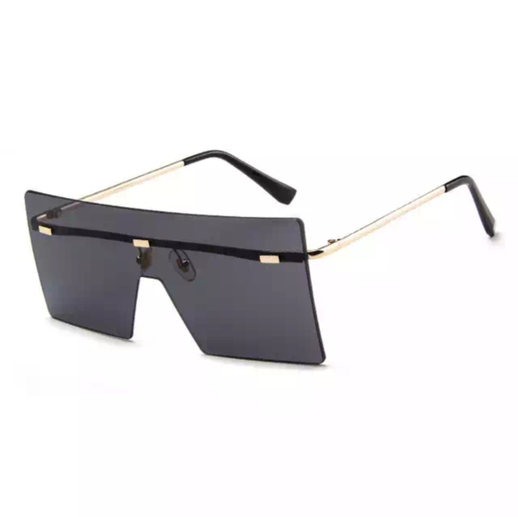 Accessories - ☘ OVERSIZED LUXURY FASHION SQUARE SUNGLASSES ☘️